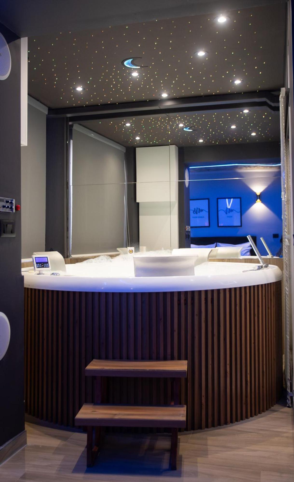 The Bubbles - Jacuzzi Hotel Tiranë Luaran gambar